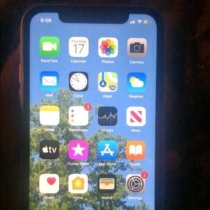 iPhone 11 White Unlocked to any carriers